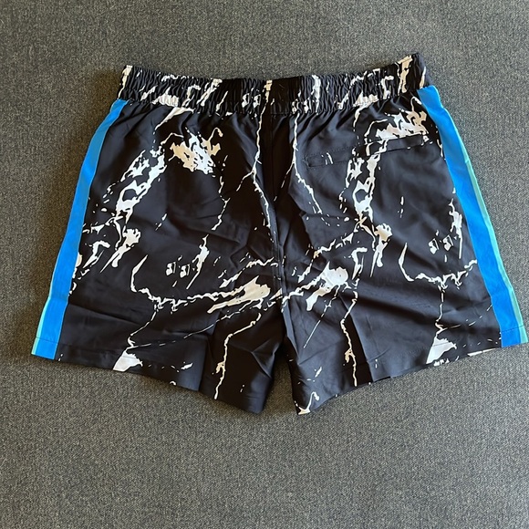 OBO Men’s Duvin 5in board shorts - Picture 2 of 5